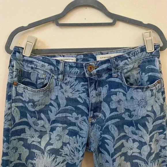 ANTHROPOLOGIE PILCRO AND THE LETTERPRESS SLIM BOYFRIEND FADED DENIM FLORAL JEANS - Picture 10 of 11